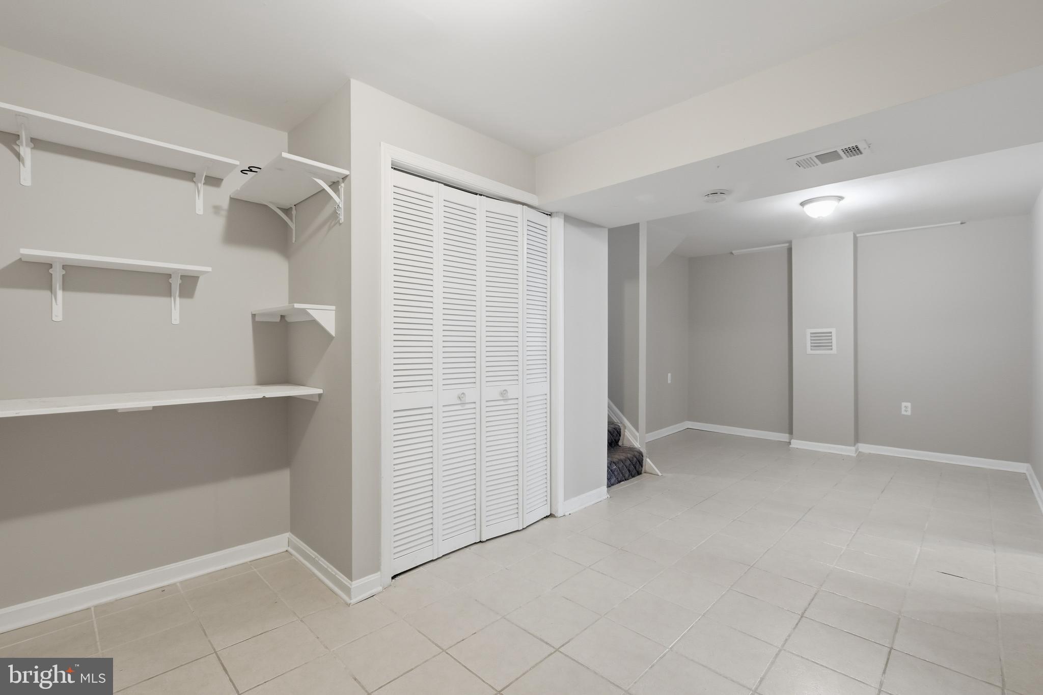 2240 Sanibel Drive Reston, VA 20191 - Photo 24 of 50