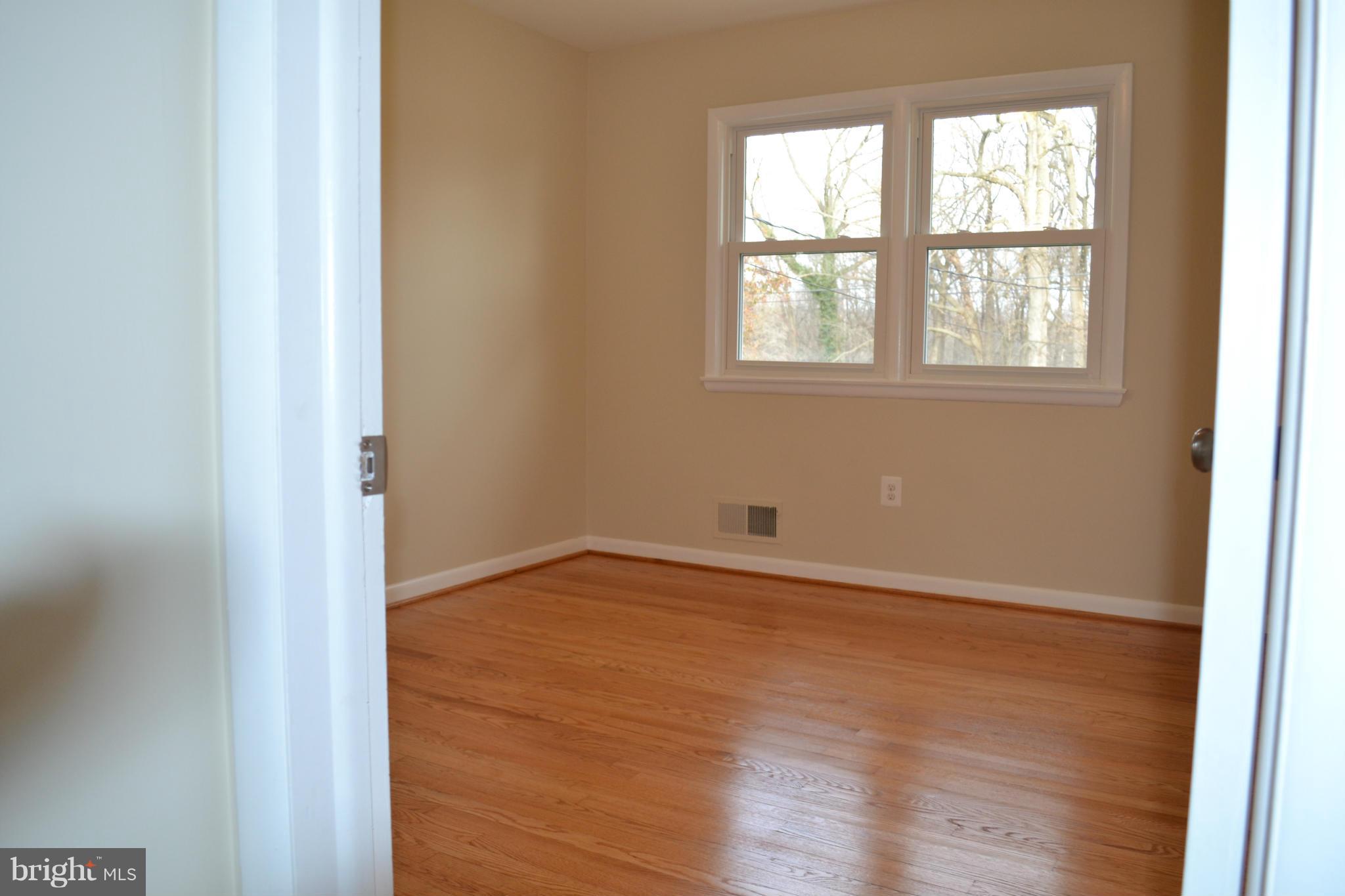 16208 Dorset Road Laurel, MD 20707 - Photo 12 of 30 Bedroom