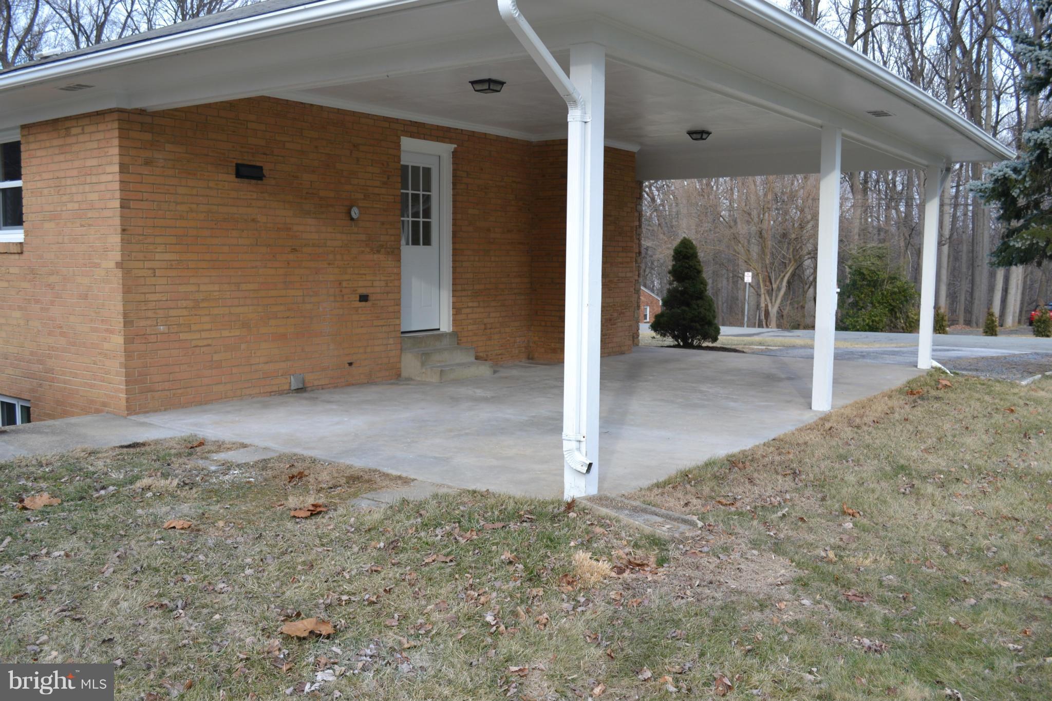 16208 Dorset Road Laurel, MD 20707 - Photo 29 of 30 Exterior (Rear)