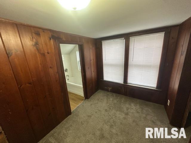 2305 Northeast Monroe Street, Unit B Peoria, IL 61603 - Photo 6 of 9