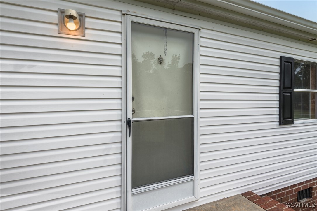 841 Antioch Road Warfield, VA 23889 - Photo 3 of 30 Gallery Image 3