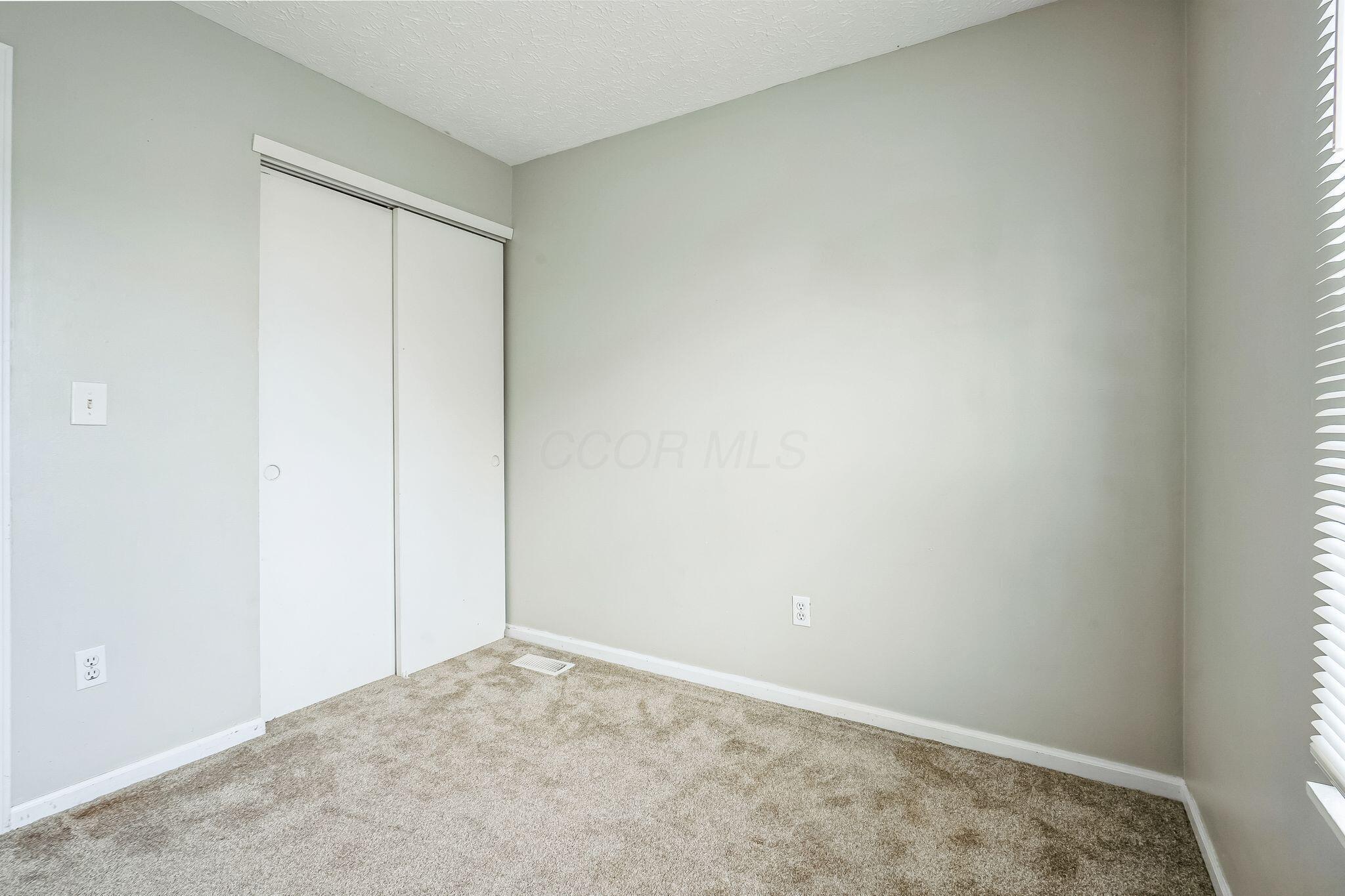 2789 Raphael Drive Columbus, OH 43232 - Photo 24 of 30 2789_Raphael_Dr_Columbus_OH_43232_USA-Ot