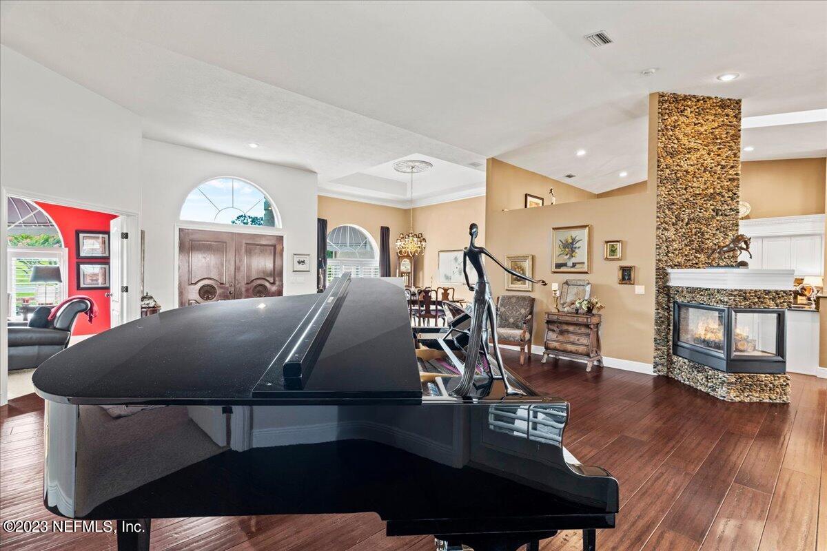 1289 North Cherry Pop Drive Hernando, FL 34442 - Photo 12 of 99 a view of a livingroom with furniture and window