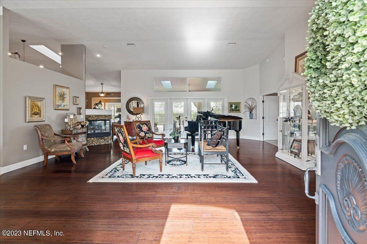 1289 North Cherry Pop Drive Hernando, FL 34442 - Photo 9 of 99 11-Foyer