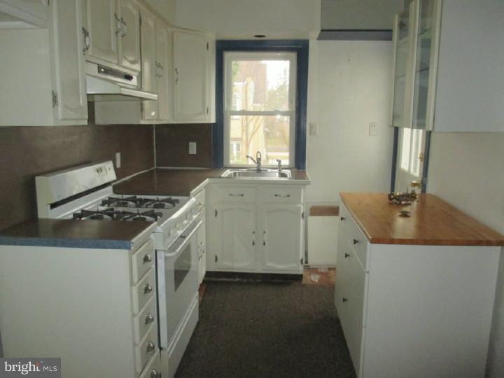 742 Oakview Road Ardmore, PA 19003 - Photo 6 of 13 Gallery Image 6