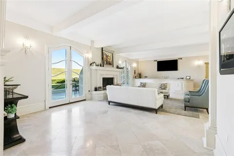 $1,790,000 | 5909 Cleveland Place, Metairie, LA 70003