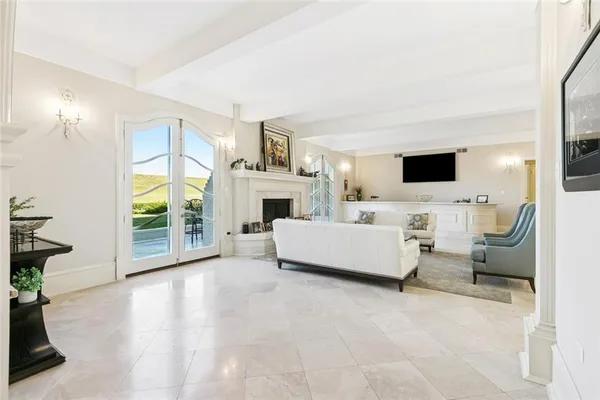 $1,790,000 | 5909 Cleveland Place, Metairie, LA 70003