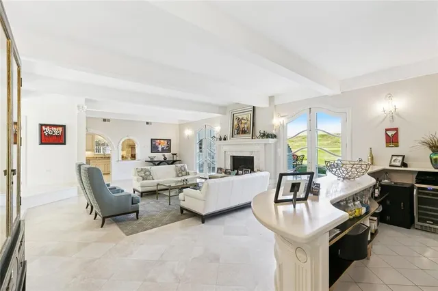 $1,790,000 | 5909 Cleveland Place, Metairie, LA 70003