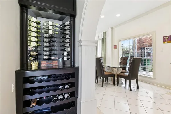 $1,790,000 | 5909 Cleveland Place, Metairie, LA 70003