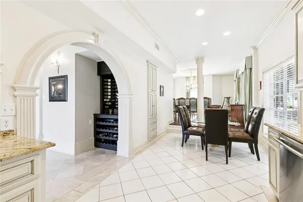 $1,790,000 | 5909 Cleveland Place, Metairie, LA 70003