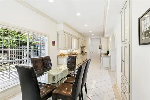 $1,790,000 | 5909 Cleveland Place, Metairie, LA 70003