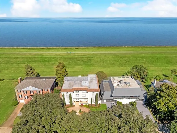 $1,790,000 | 5909 Cleveland Place, Metairie, LA 70003