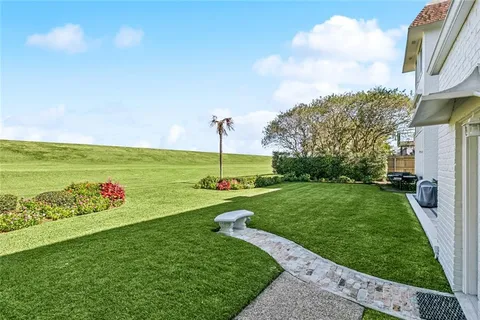 $1,790,000 | 5909 Cleveland Place, Metairie, LA 70003