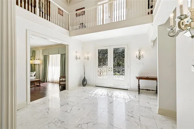 $1,790,000 | 5909 Cleveland Place, Metairie, LA 70003