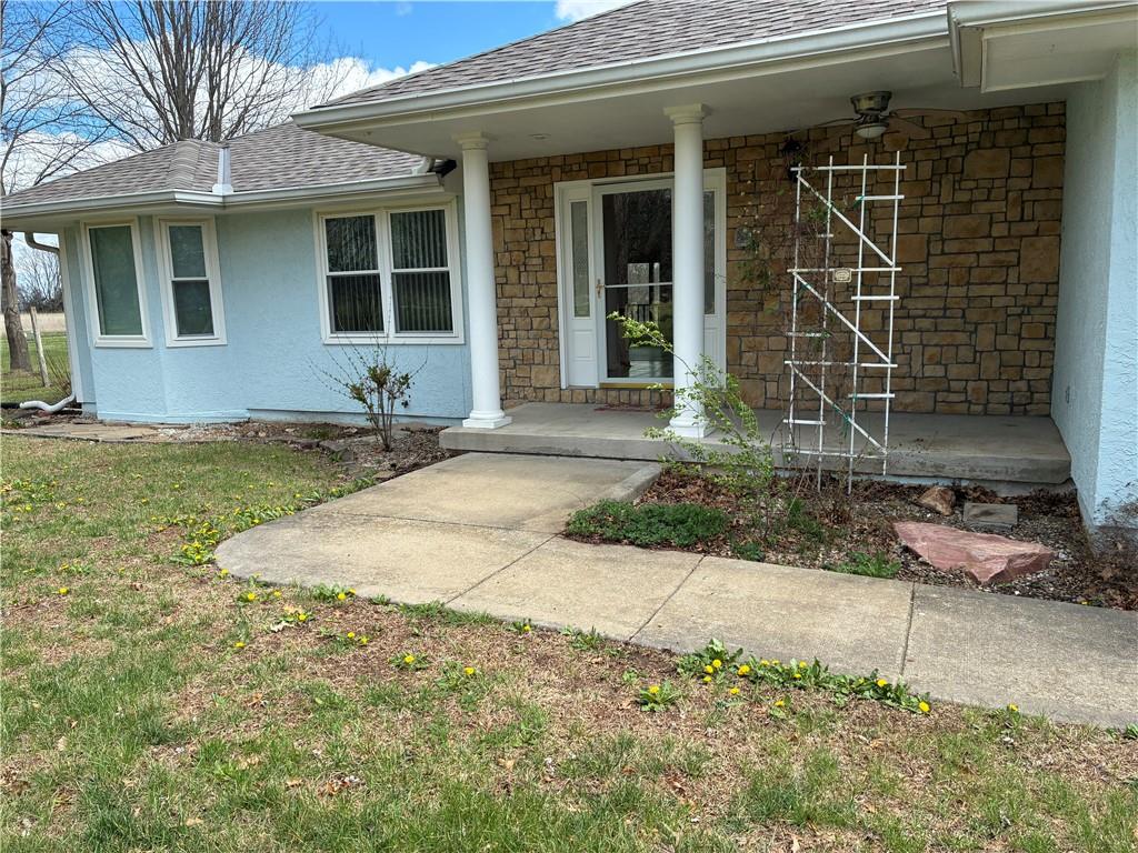 7211 South Arnett Road Grain Valley, MO 64029 - Photo 2 of 71