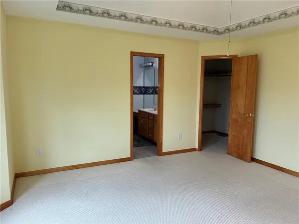 $615,000 | 7211 South Arnett Road, Grain Valley, MO 64029