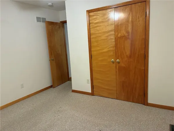 $615,000 | 7211 South Arnett Road, Grain Valley, MO 64029