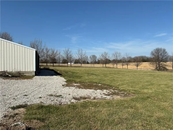 $615,000 | 7211 South Arnett Road, Grain Valley, MO 64029