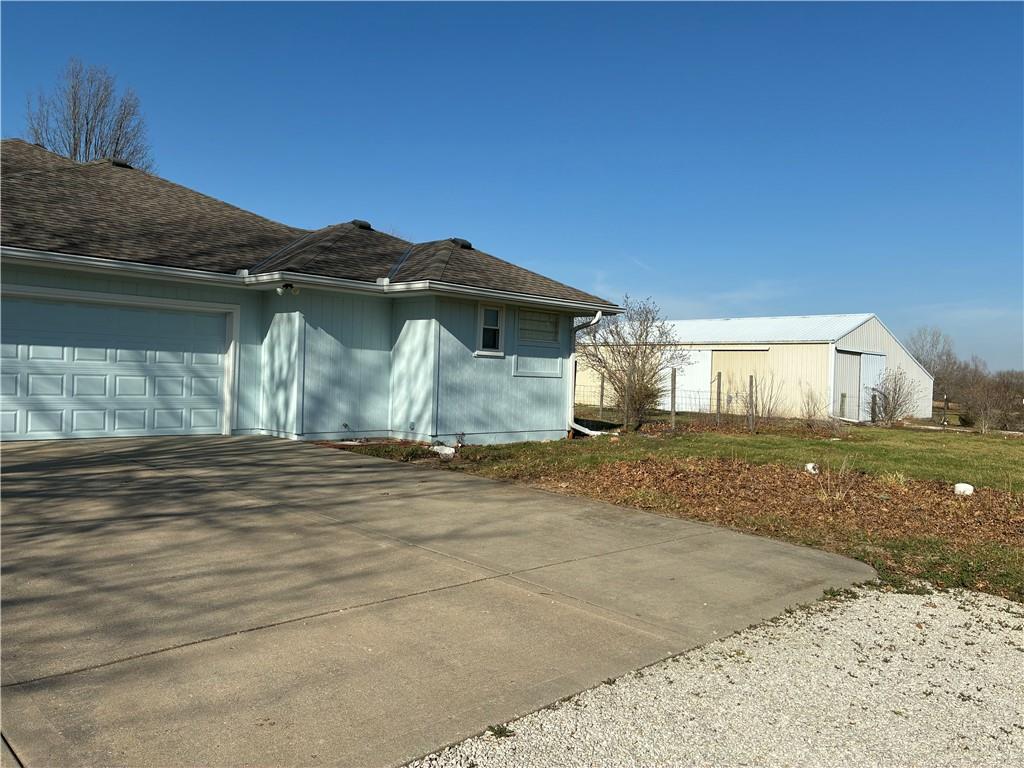 7211 South Arnett Road Grain Valley, MO 64029 - Photo 9 of 71