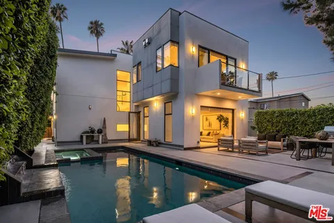 $3,350,000 | 616 North Fuller Avenue, Los Angeles, CA 90036