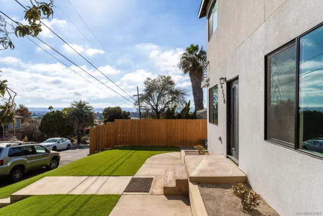 $2,750,000 | 6728-34 Thomson Court, San Diego, CA 92111