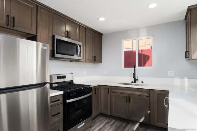 $2,750,000 | 6728-34 Thomson Court, San Diego, CA 92111