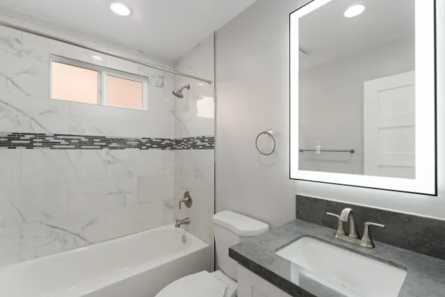 $2,750,000 | 6728-34 Thomson Court, San Diego, CA 92111