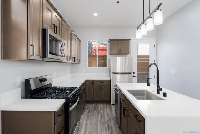 $2,750,000 | 6728-34 Thomson Court, San Diego, CA 92111