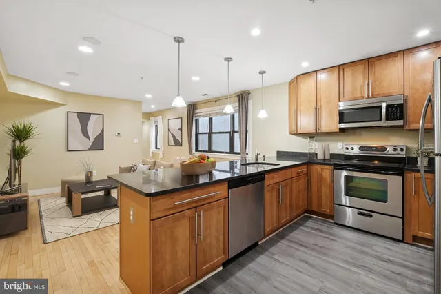 $365,000 | 1323 K Street Southeast, Unit 203, Washington, DC 20003