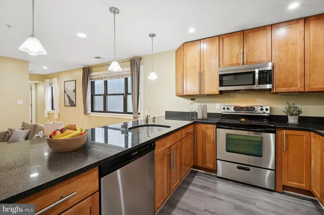 $365,000 | 1323 K Street Southeast, Unit 203, Washington, DC 20003