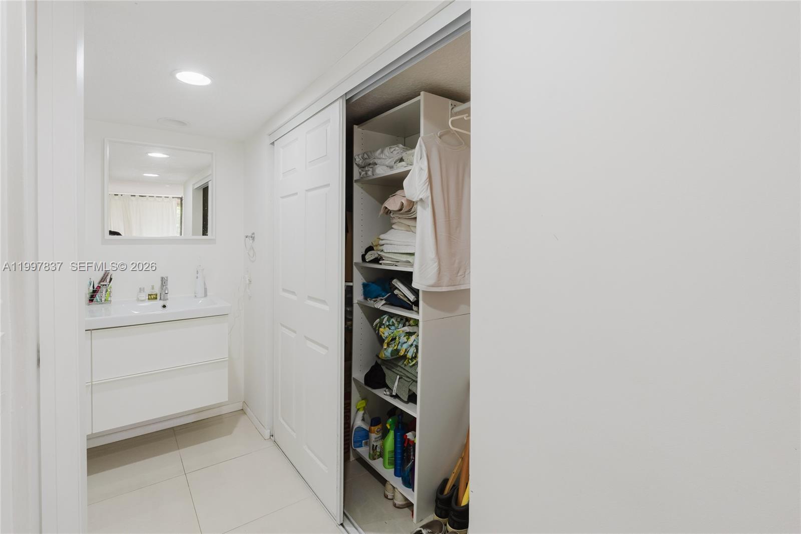 101 Southwest 96th Terrace, Unit 101 Plantation, FL 33324 - Photo 19 of 37 a view of walk in closet with window