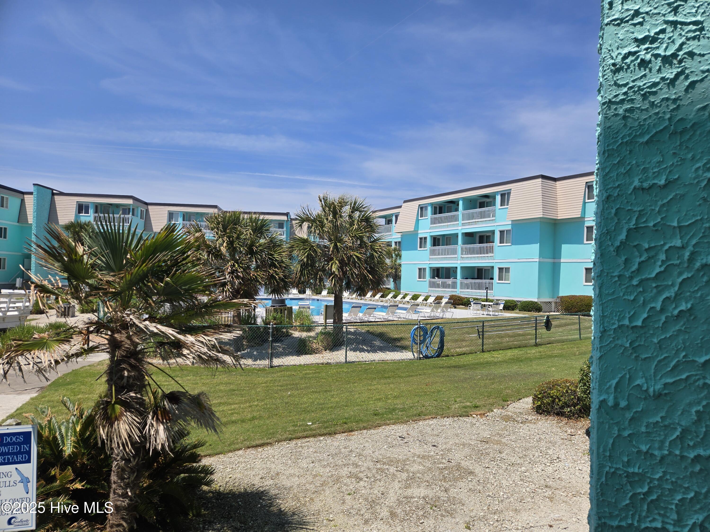 301 Commerce Way, Unit 104 Atlantic Beach, NC 28512 - Photo 22 of 47 View of courtyard