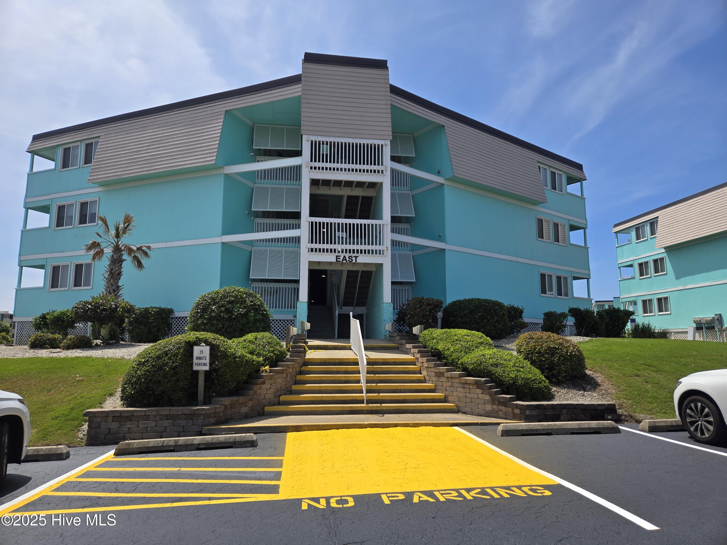 301 Commerce Way, Unit 104 Atlantic Beach, NC 28512 - Photo 7 of 33 Sea Spray