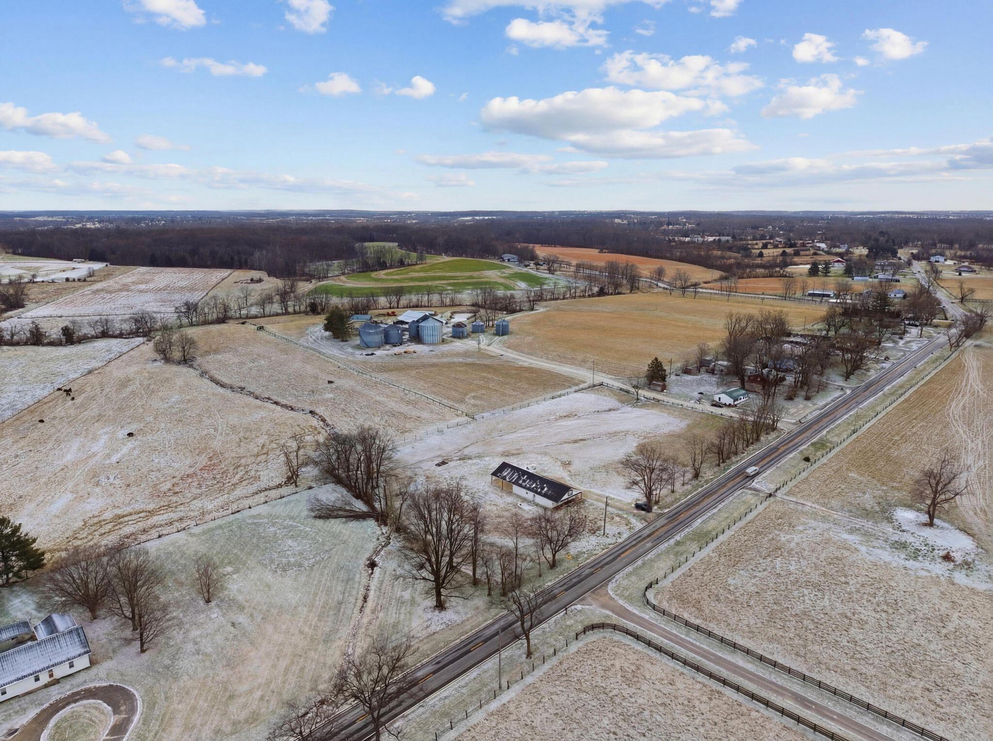 1934 Graefenburg Road Lawrenceburg, KY 40342 - Photo 13 of 49 9_010_dji_20260115095617_0080_d_autoremo
