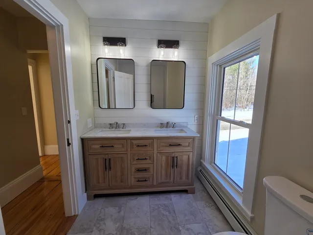 $559,900 | 476 Winthrop Center Road, Winthrop, ME 04364