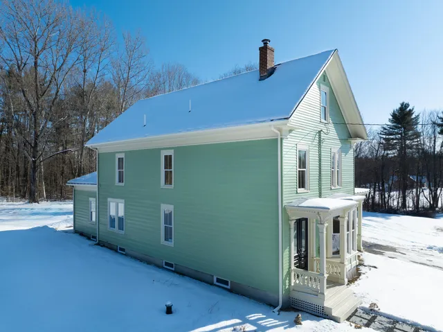 $559,900 | 476 Winthrop Center Road, Winthrop, ME 04364