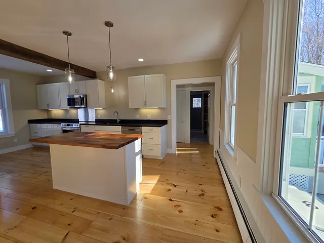 $559,900 | 476 Winthrop Center Road, Winthrop, ME 04364