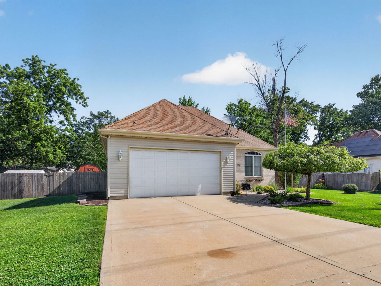 878 West Kennedy Road Braidwood, IL 60408 - Photo 2 of 34