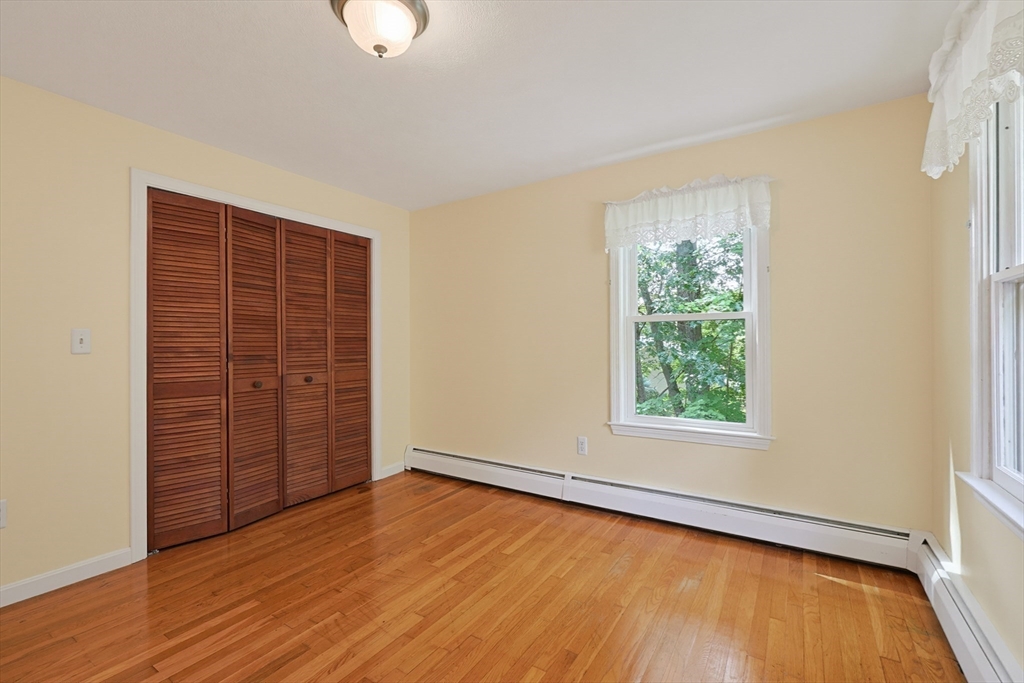 16 Blacksmith Road Cumberland, RI 02864 - Photo 26 of 36