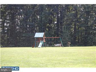 201 Chestnut Tree Road Elverson, PA 19520 - Photo 10 of 11 Gallery Image 10