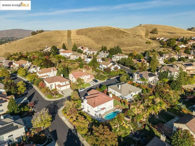 $1,575,000 | 5350 Fernbank Drive, Concord, CA 94521