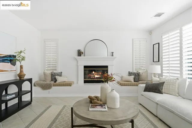 $1,575,000 | 5350 Fernbank Drive, Concord, CA 94521