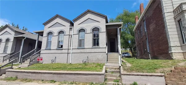 $1,200 | 1307 Penn Street, St. Joseph, MO 64503