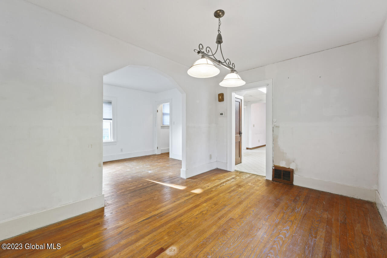 101 Travers Road Amsterdam, NY 12010 - Photo 24 of 54 78-DSC01645
