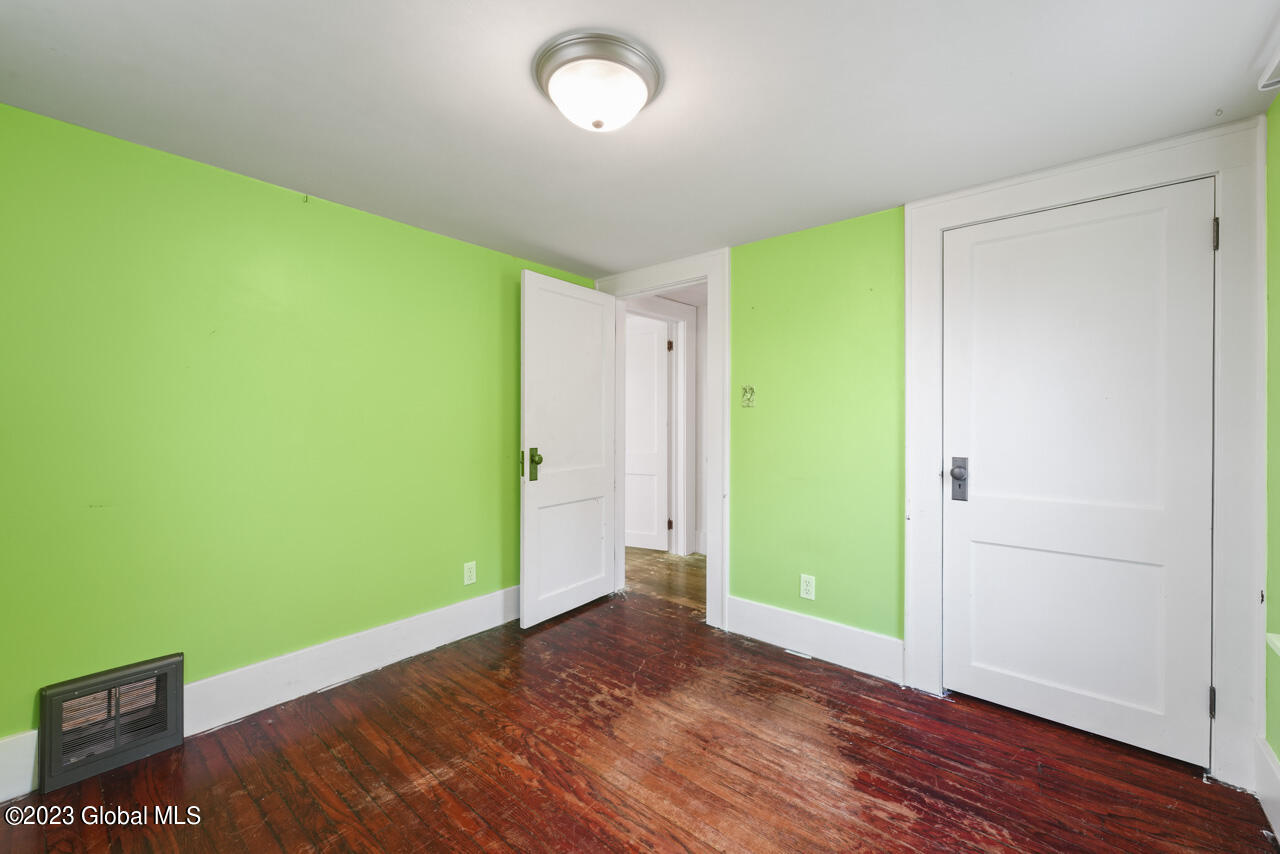 101 Travers Road Amsterdam, NY 12010 - Photo 35 of 54 105-DSC01672