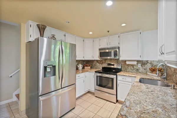 $795,000 | 258 Pelican Lane, Novato, CA 94949