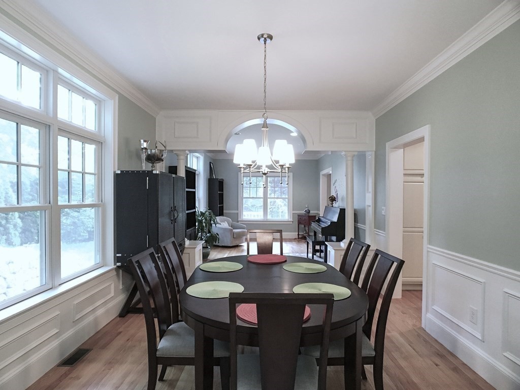 10 Larch Road, Unit 10 Wellesley, MA 02482 - Photo 8 of 26