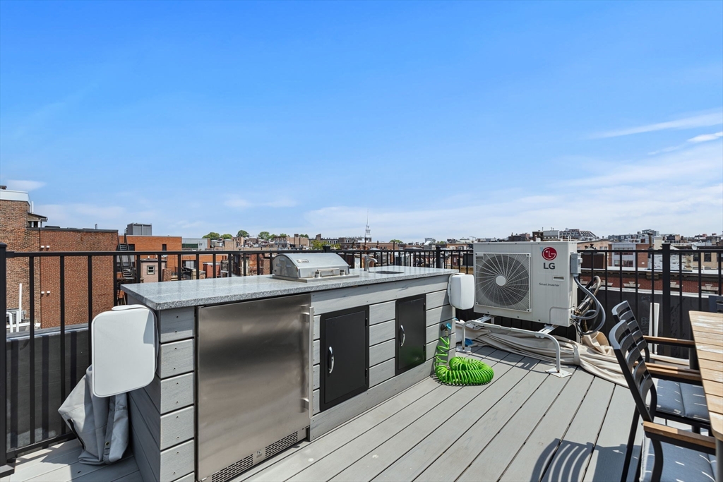 43 Stillman Street, Unit PH Boston, MA 02113 - Photo 16 of 17