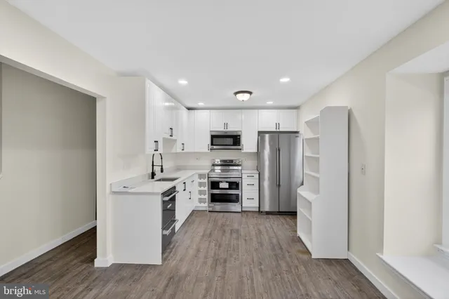 $569,000 | 6476 Franconia Court, Springfield, VA 22150