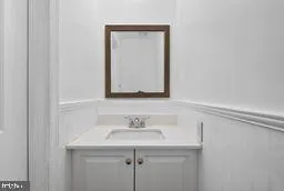 $569,000 | 6476 Franconia Court, Springfield, VA 22150